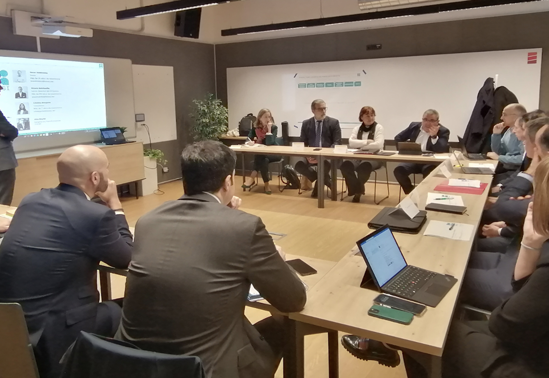 BASQUEFIK Formación y desarrollo de talento